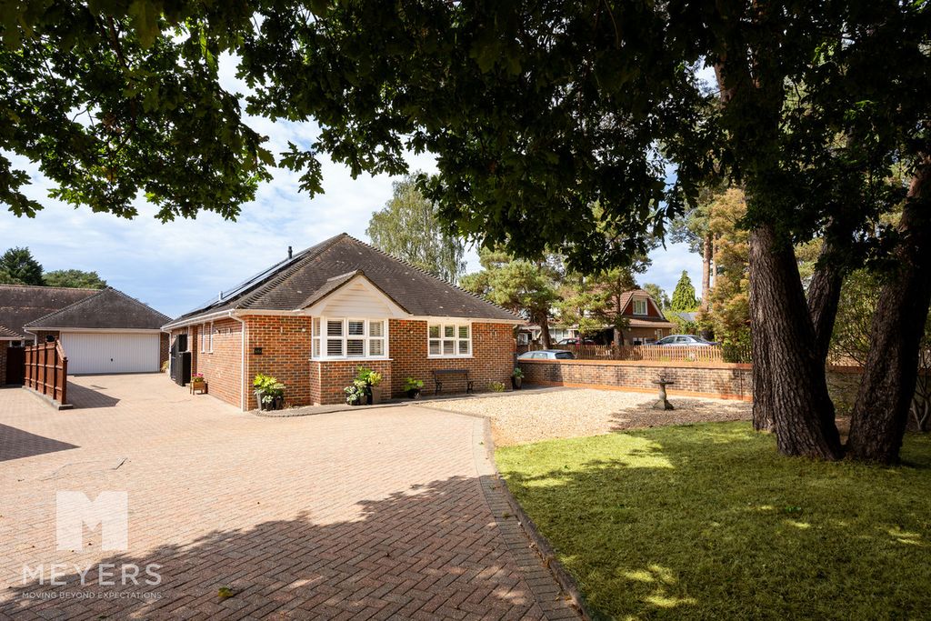 Property photo 1 of 25