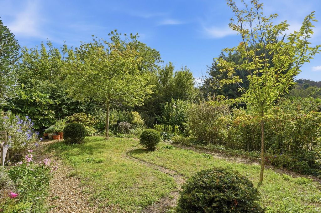 Property photo 2 of 19 The Readens