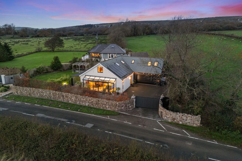 Property photo 1 of 39