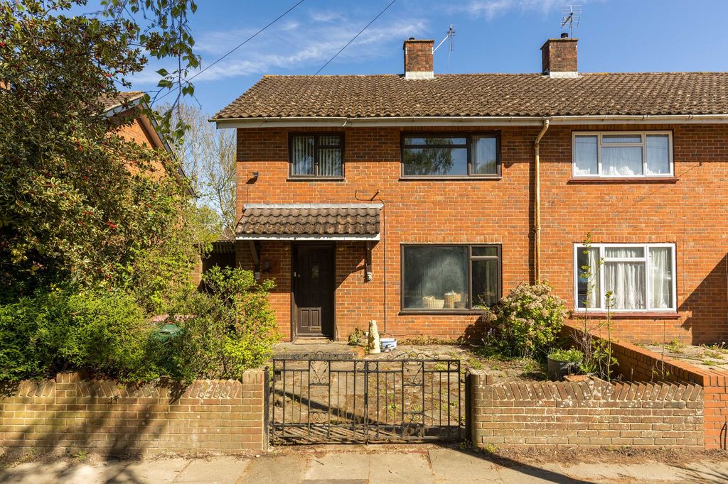 Property photo 1 of 16