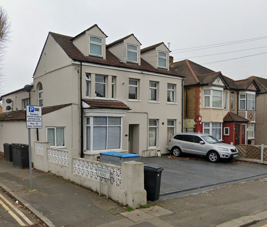 Property photo 1 of 2