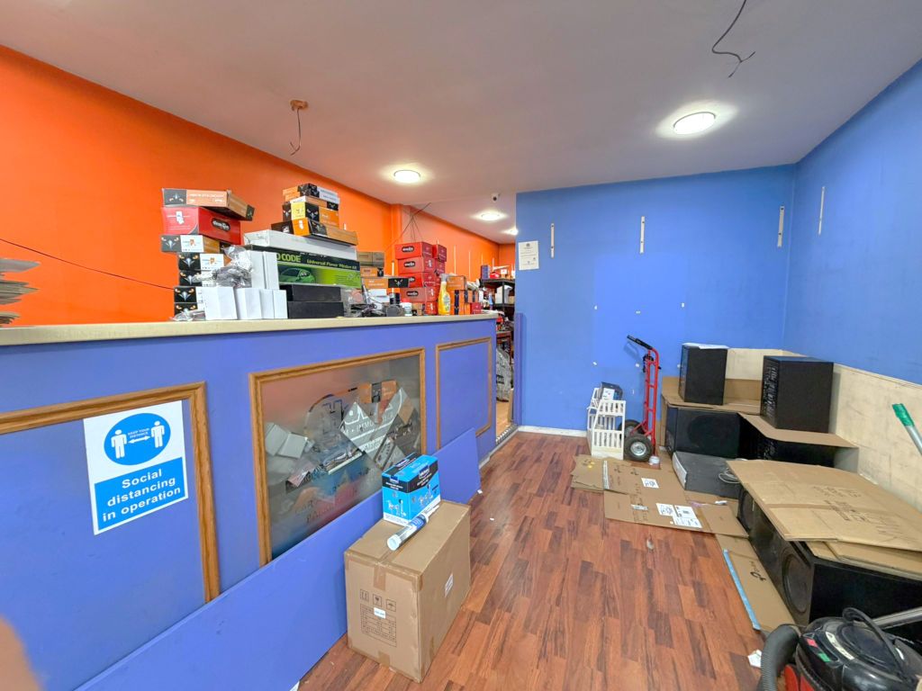 Property photo 3 of 11 Photo-2025-10-13-14-02-58 (2)