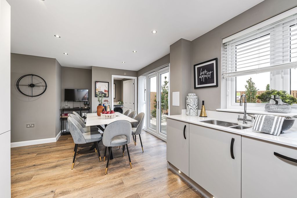 Property photo 2 of 10 The Kinloch