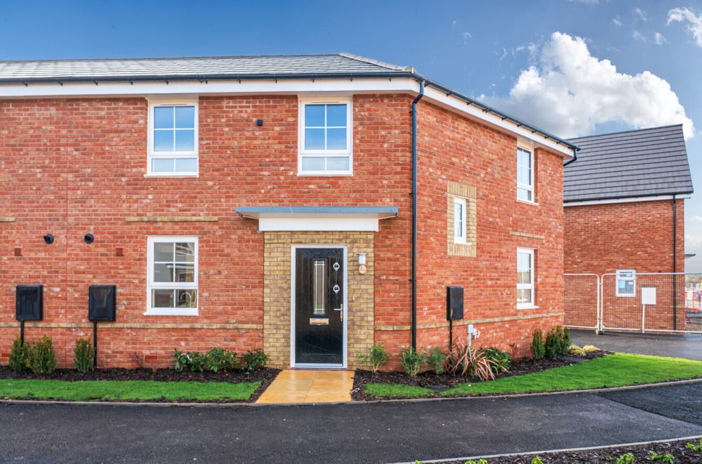 Property photo 2 of 18 Front