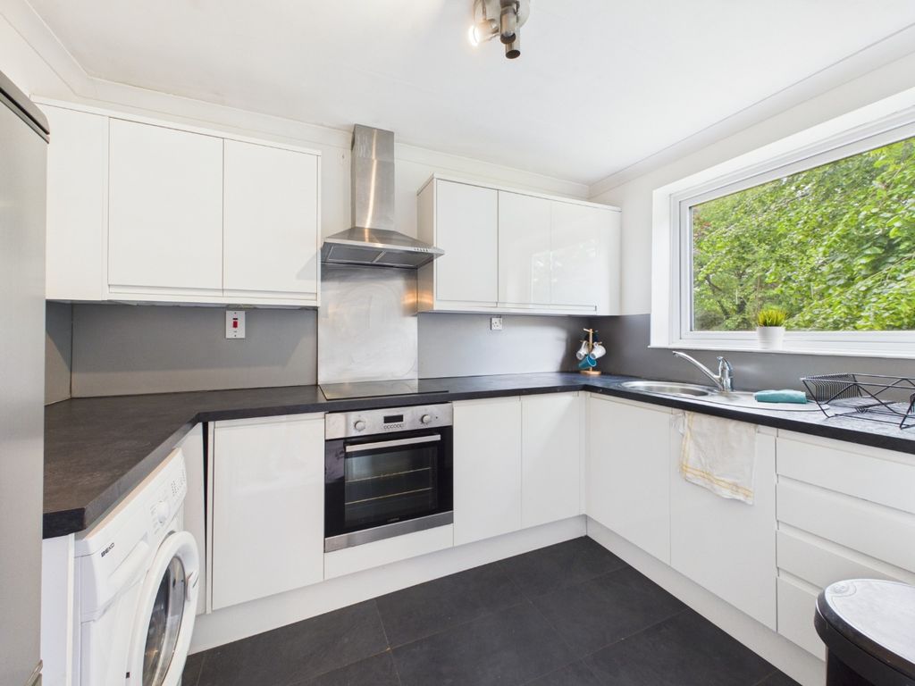 Property photo 2 of 6 5172012