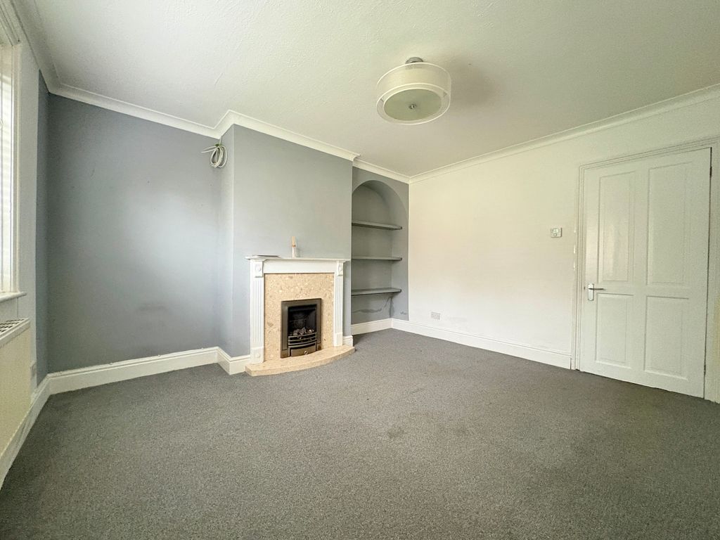 Property photo 3 of 12 Lounge Eign Mill