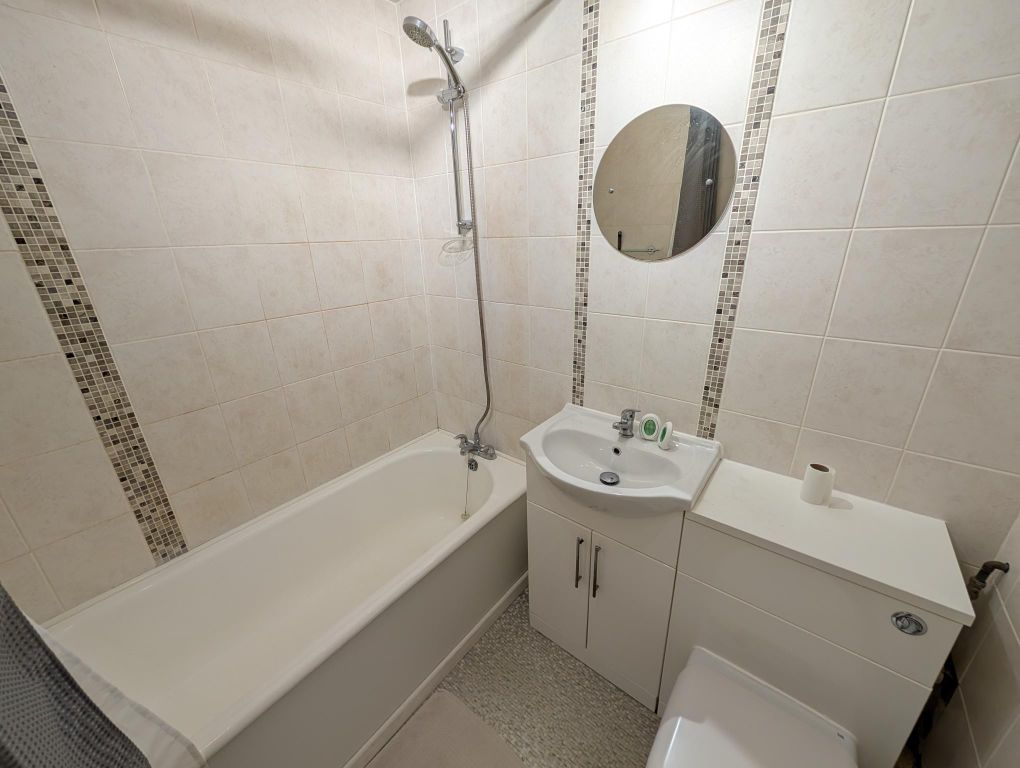 Property photo 2 of 9 Image