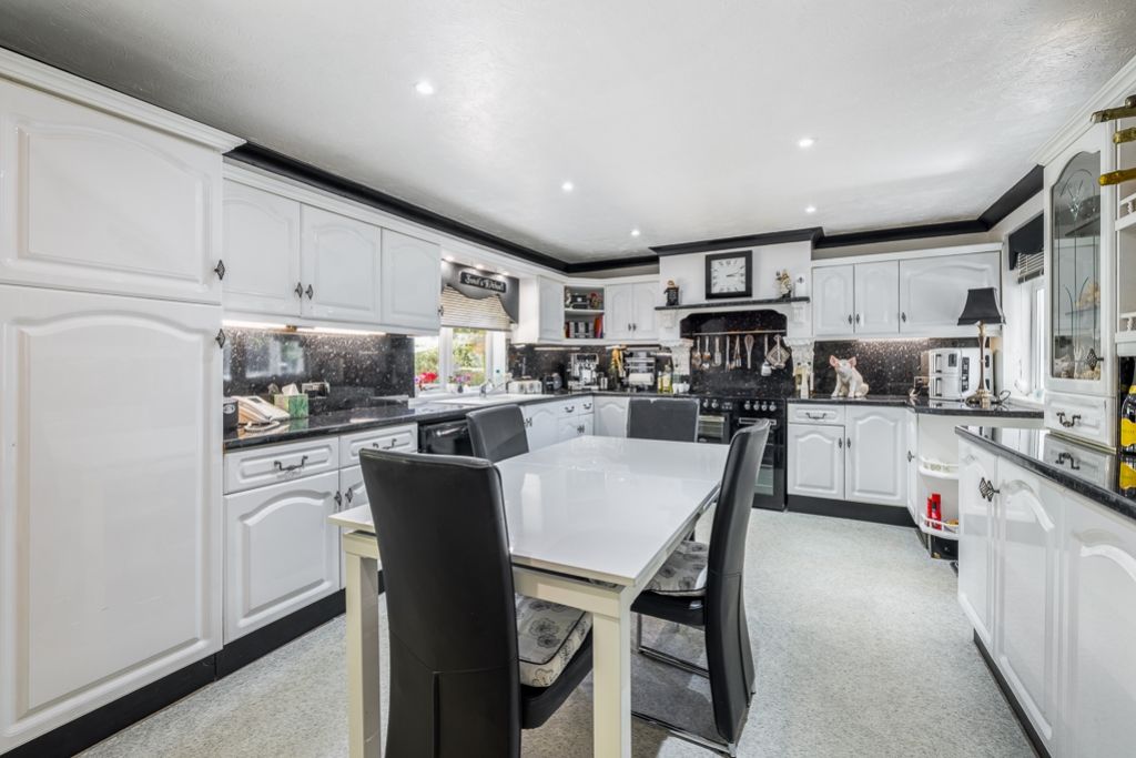 Property photo 3 of 29 Rosedale (Whaplode)-26