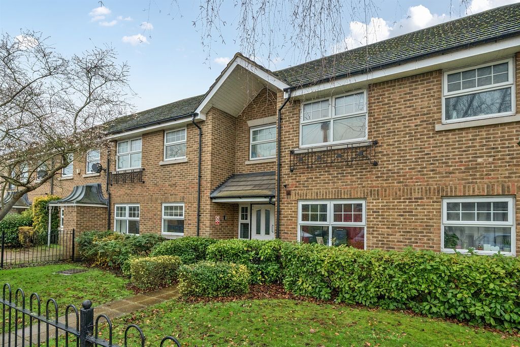 Property photo 1 of 12