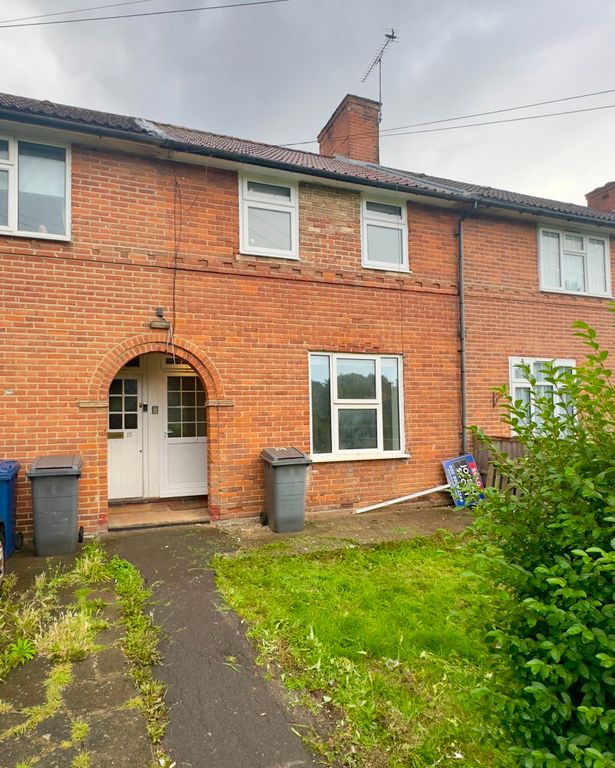 Property photo 1 of 2