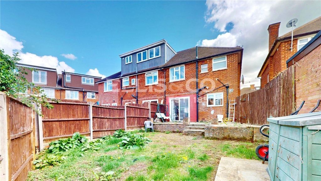 Property photo 2 of 23 Picture No. 14