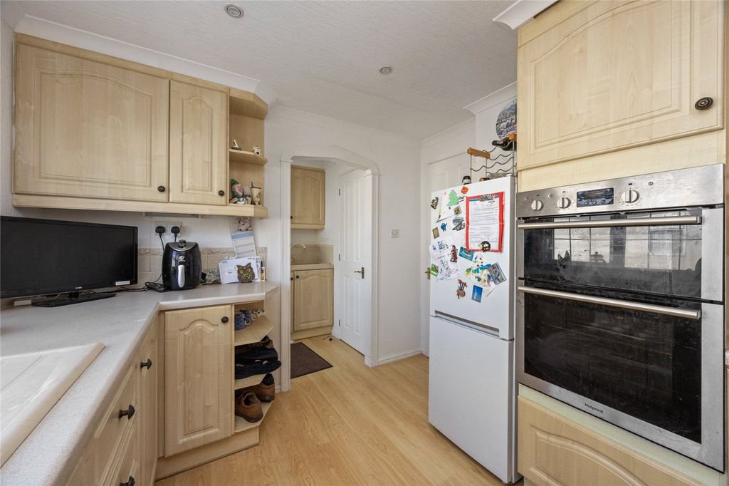 Property photo 3 of 17 Picture No. 09