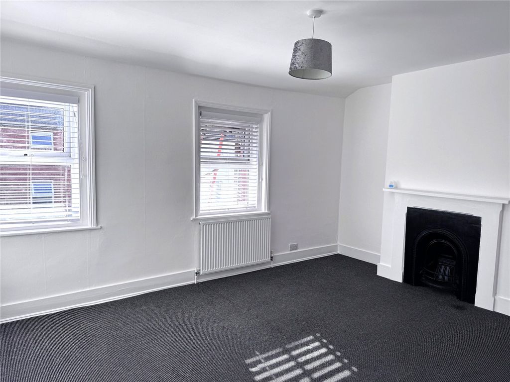 Property photo 2 of 5 Picture No. 02