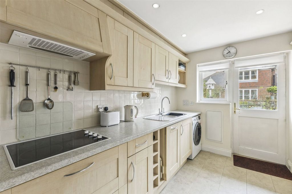 Property photo 3 of 15 Kitchen
