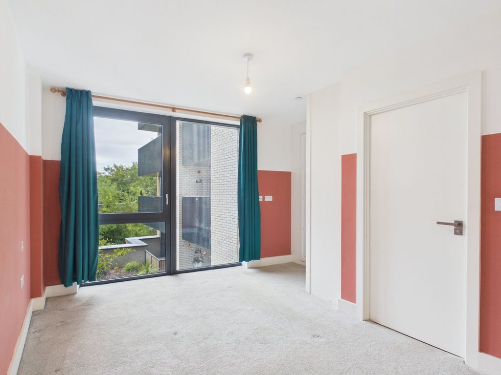 Property photo 2 of 14 Picture No. 11