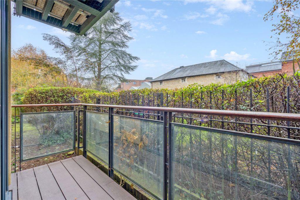 Property photo 3 of 17 Picture No. 07