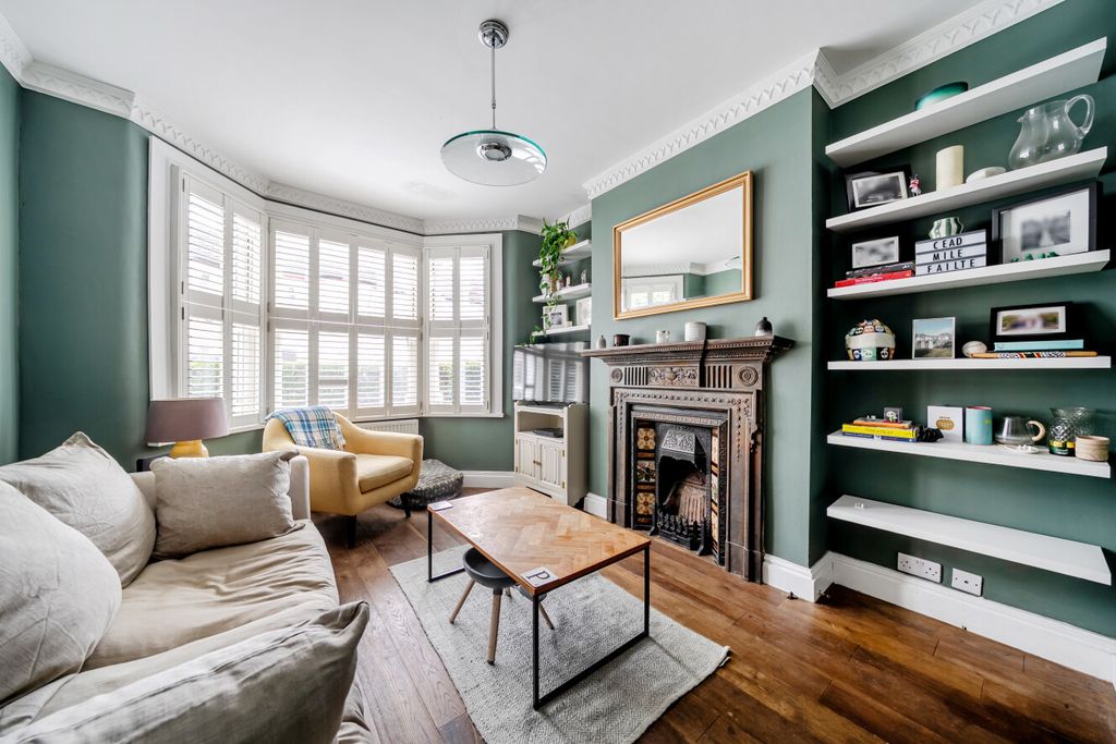 Property photo 2 of 15 1515669-10-6Aa011...
