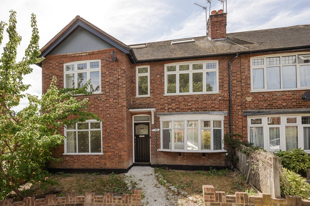 Property photo 1 of 8