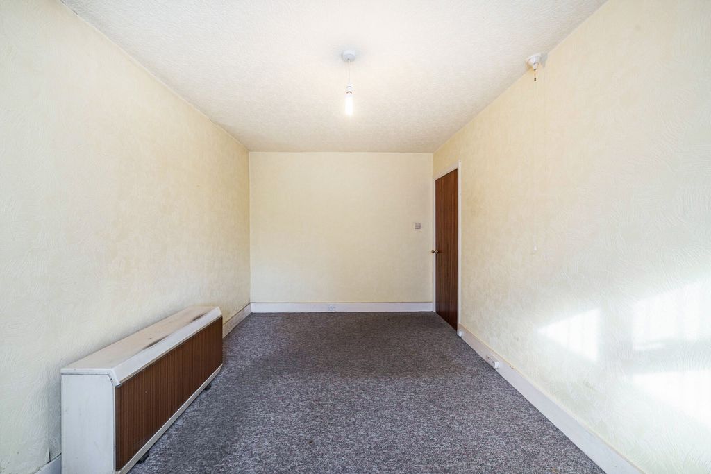 Property photo 3 of 21 1504305 (2).Jpg