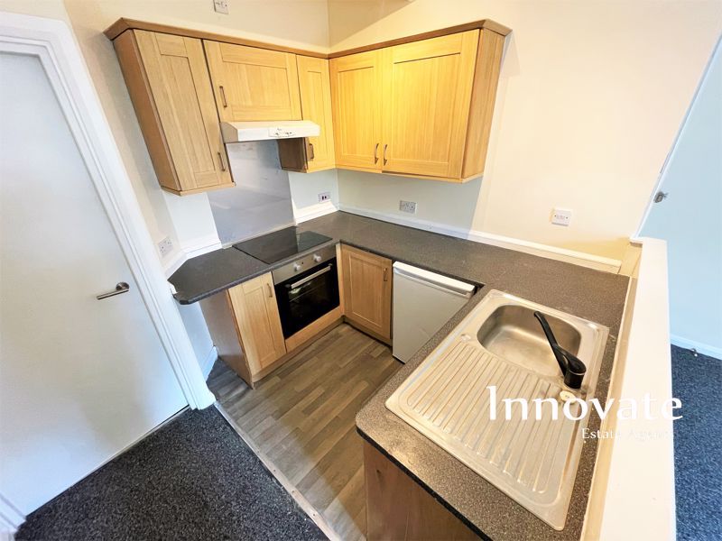 Property photo 2 of 6 Photo 4