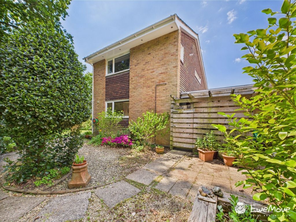 thornbury-wood-chandler-s-ford-eastleigh-hampshire-so53-4-bed