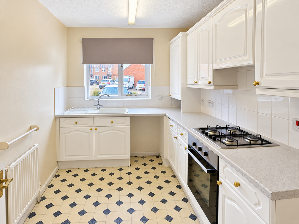 Property photo 2 of 5 Kitchen