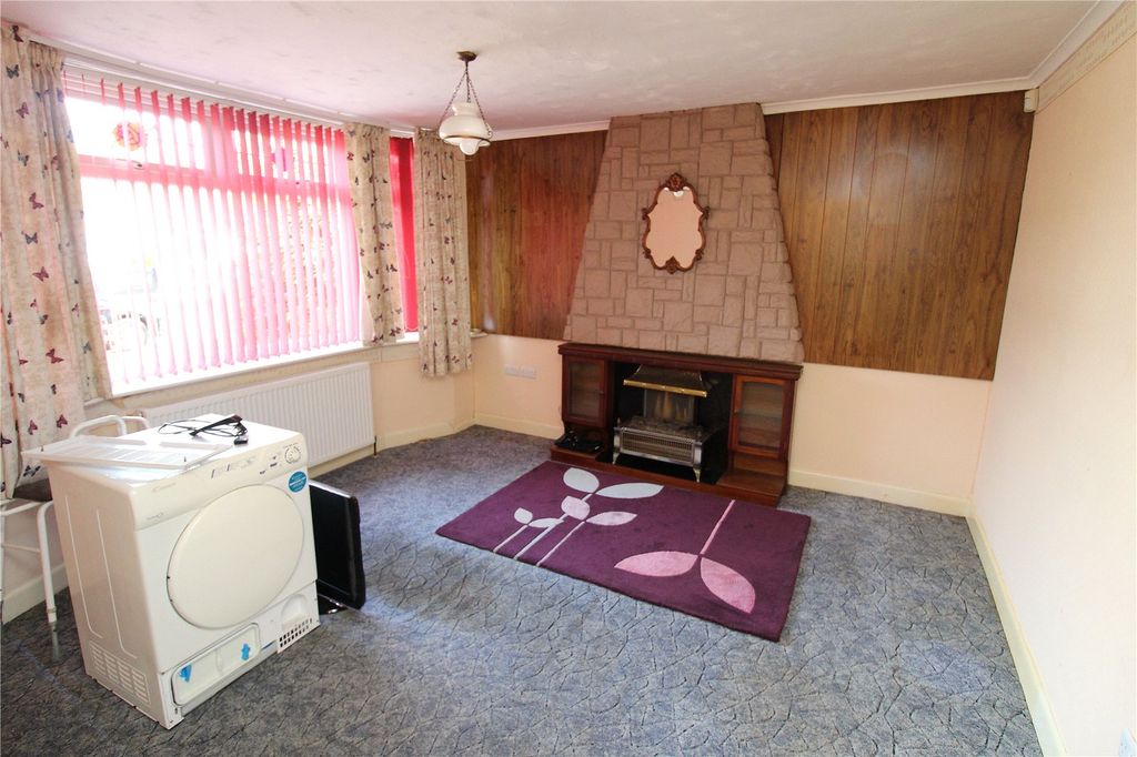 Property photo 2 of 11 Picture No. 01
