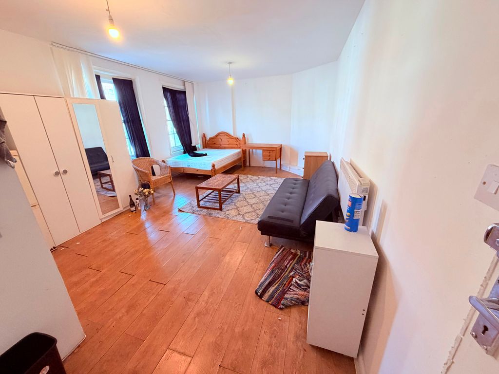 Property photo 1 of 4