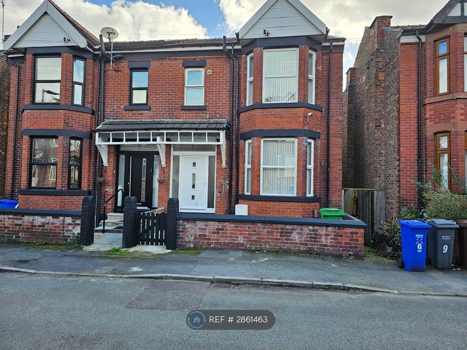 Property photo 1 of 9 House