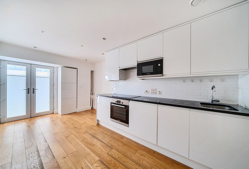 Property photo 1 of 7 1393459-14-6943ee...