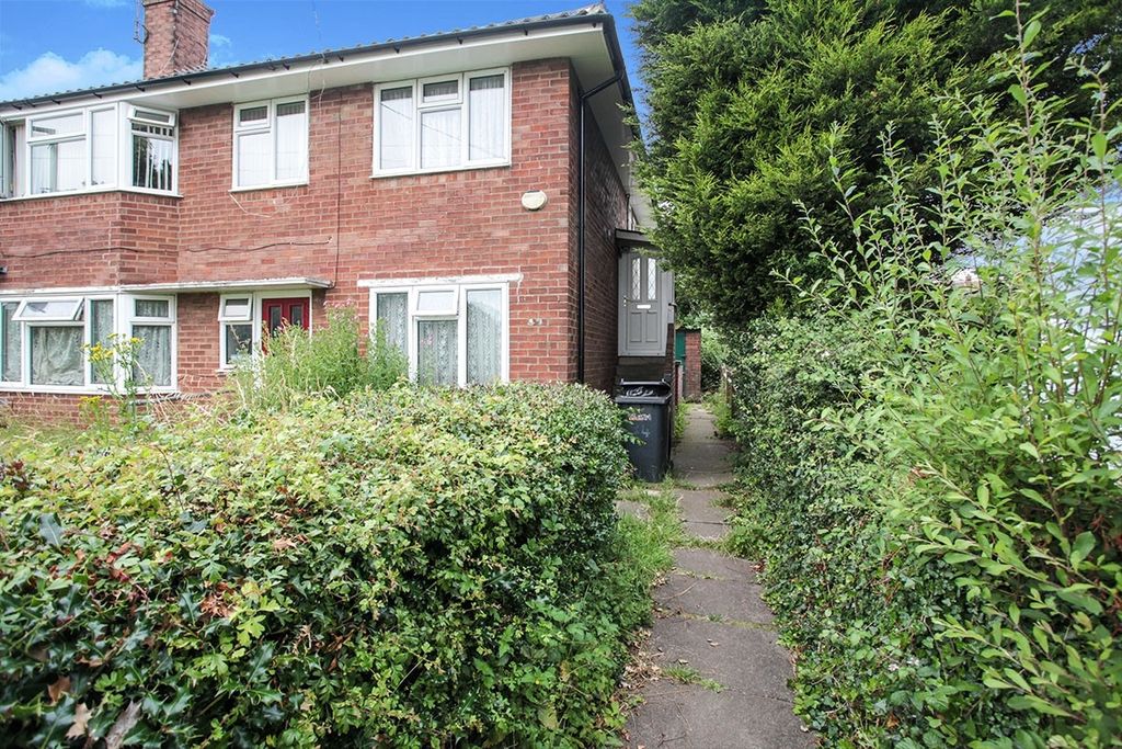 Property photo 3 of 7 Main Page