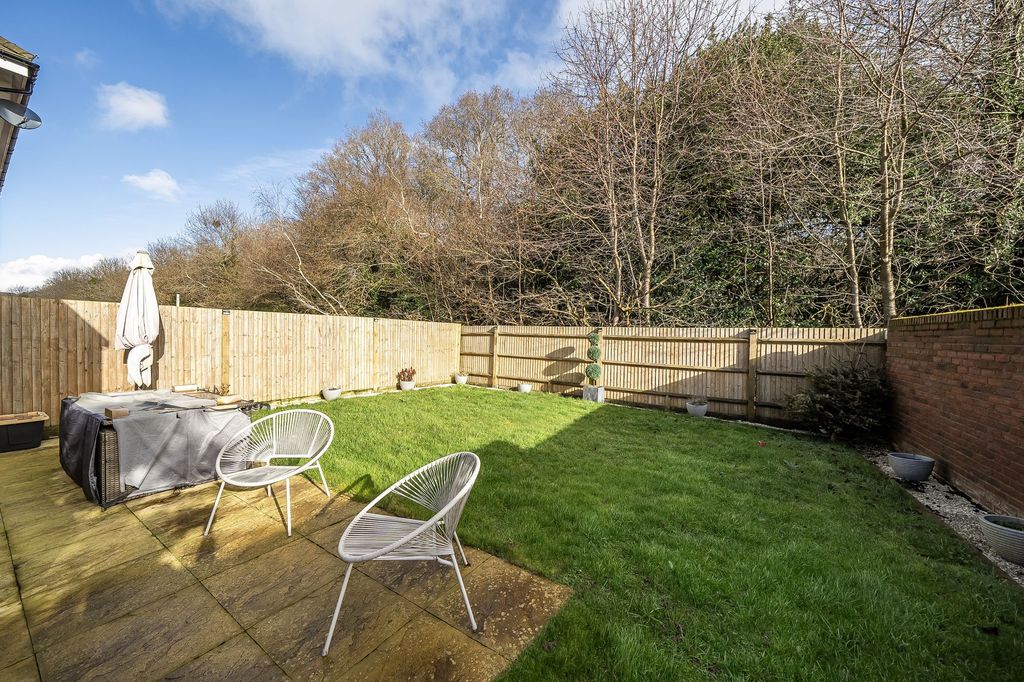 Property photo 3 of 17