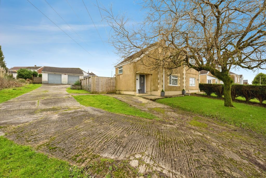 Property photo 2 of 20 Pbox-Img.Jpg