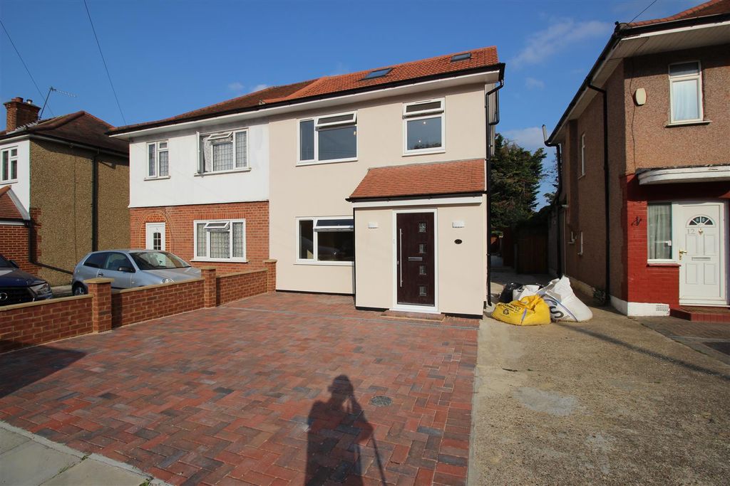 Property photo 1 of 16 Front.Jpg