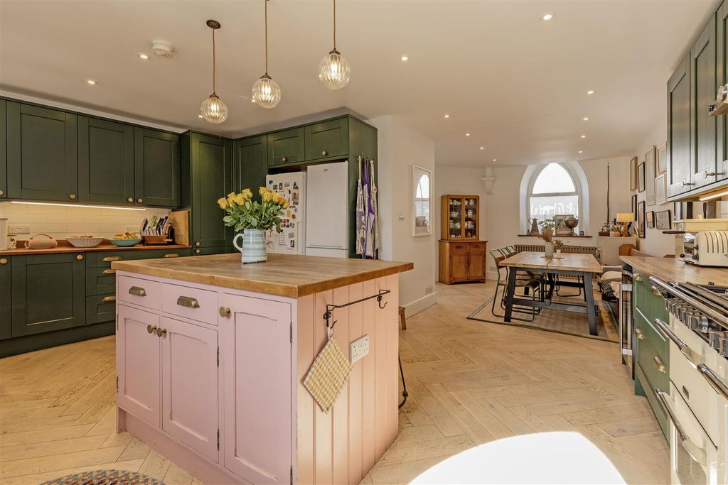 Property photo 2 of 27 Kitchen-13.Jpg