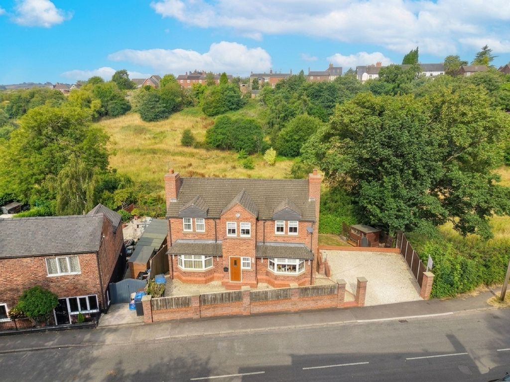 Property photo 1 of 31