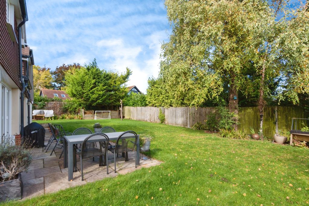 Property photo 2 of 17 Photography