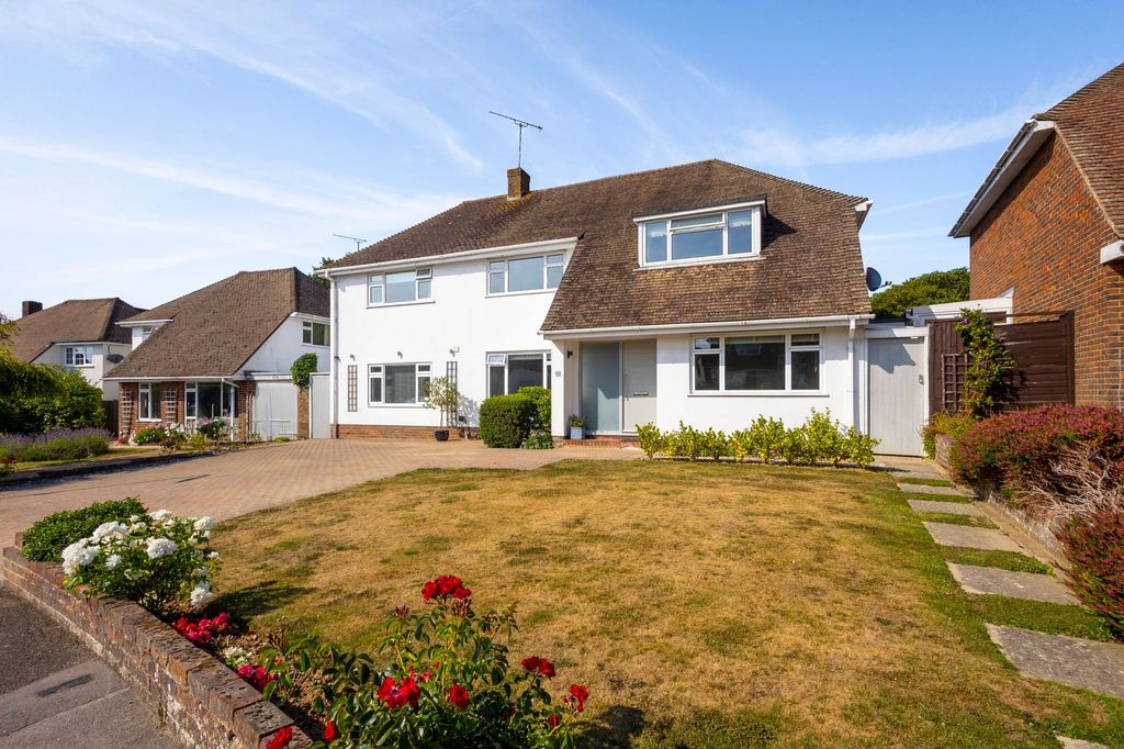 Property photo 1 of 22