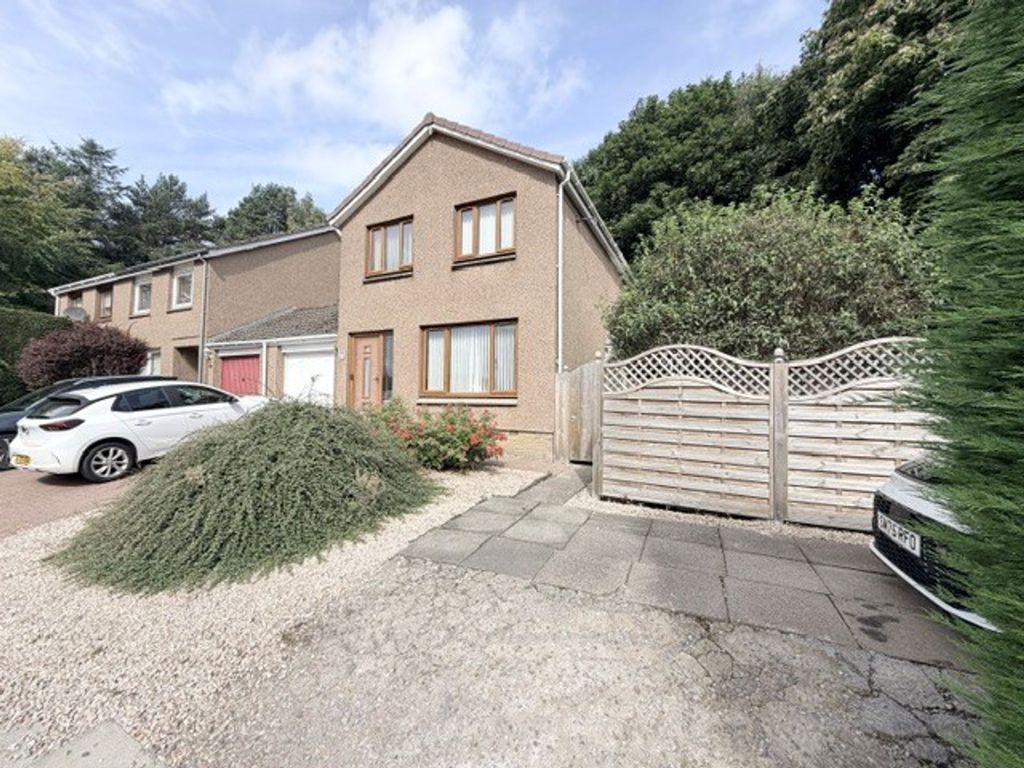 Property photo 2 of 23