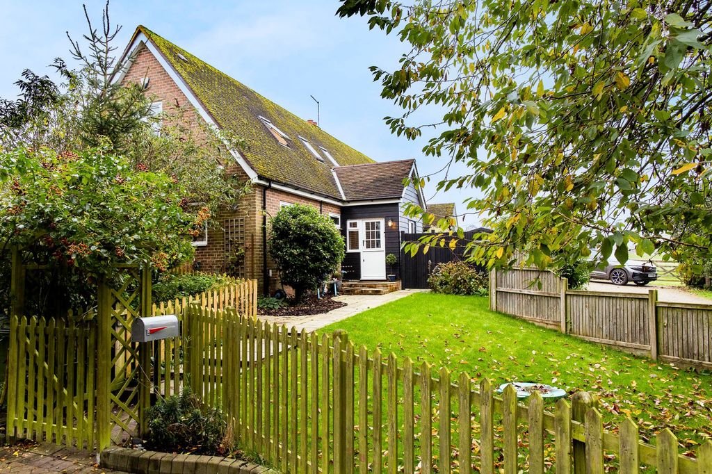 Property photo 1 of 37 Main (1)