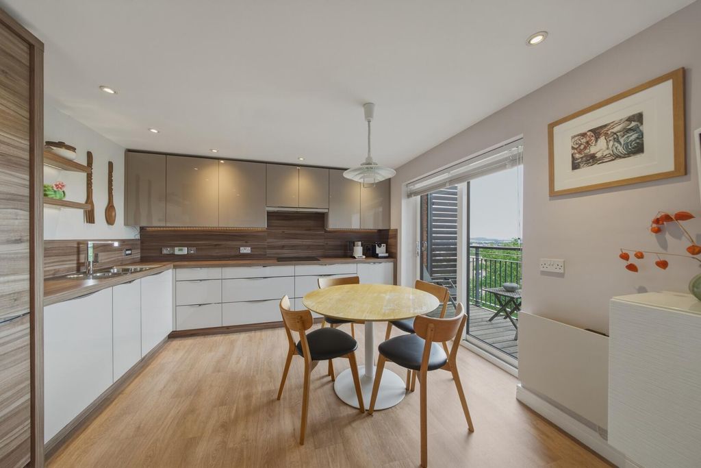 Additional image 5 of 2 bed flat for saleStandard Hill, Nottingham NG1