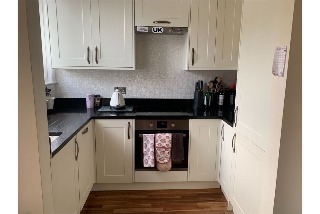 Property photo 3 of 7