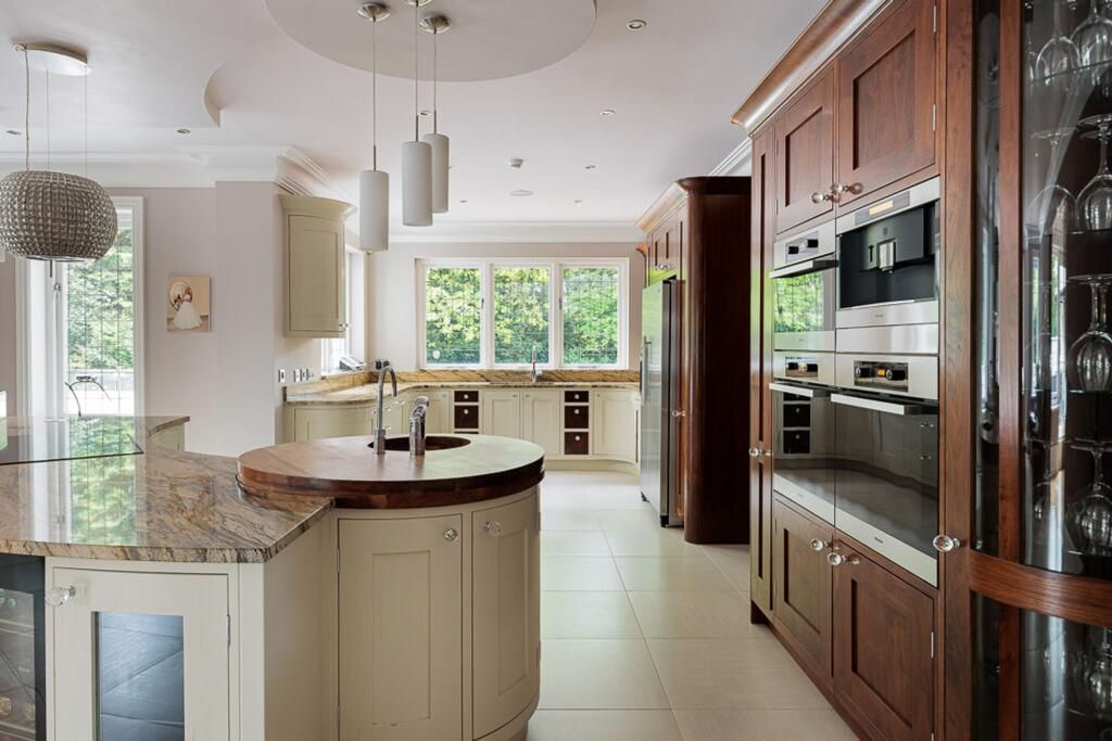 Property photo 2 of 13 17828_B146c53F-Baa2-40c5-A2Fb-52F769Ff73d4_Img_08_