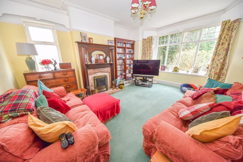 Property photo 2 of 14 Photo 4