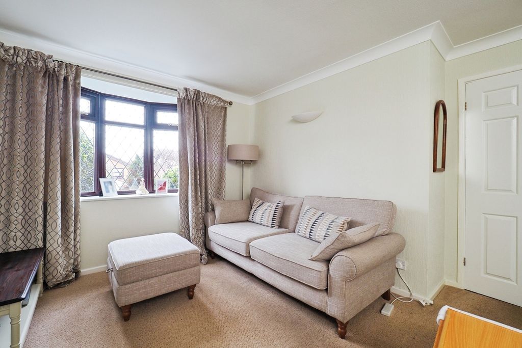 Property photo 2 of 15 Pbox-Img.Jpg