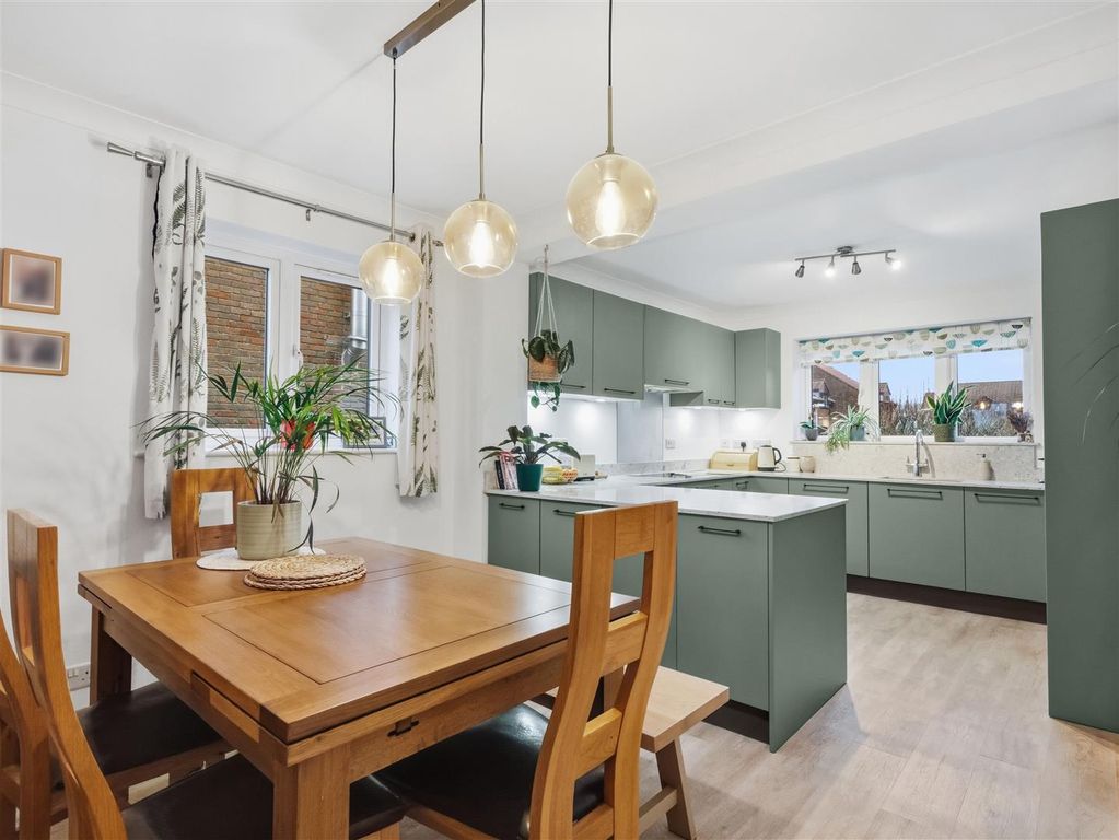 Property photo 2 of 33 2.Jpg