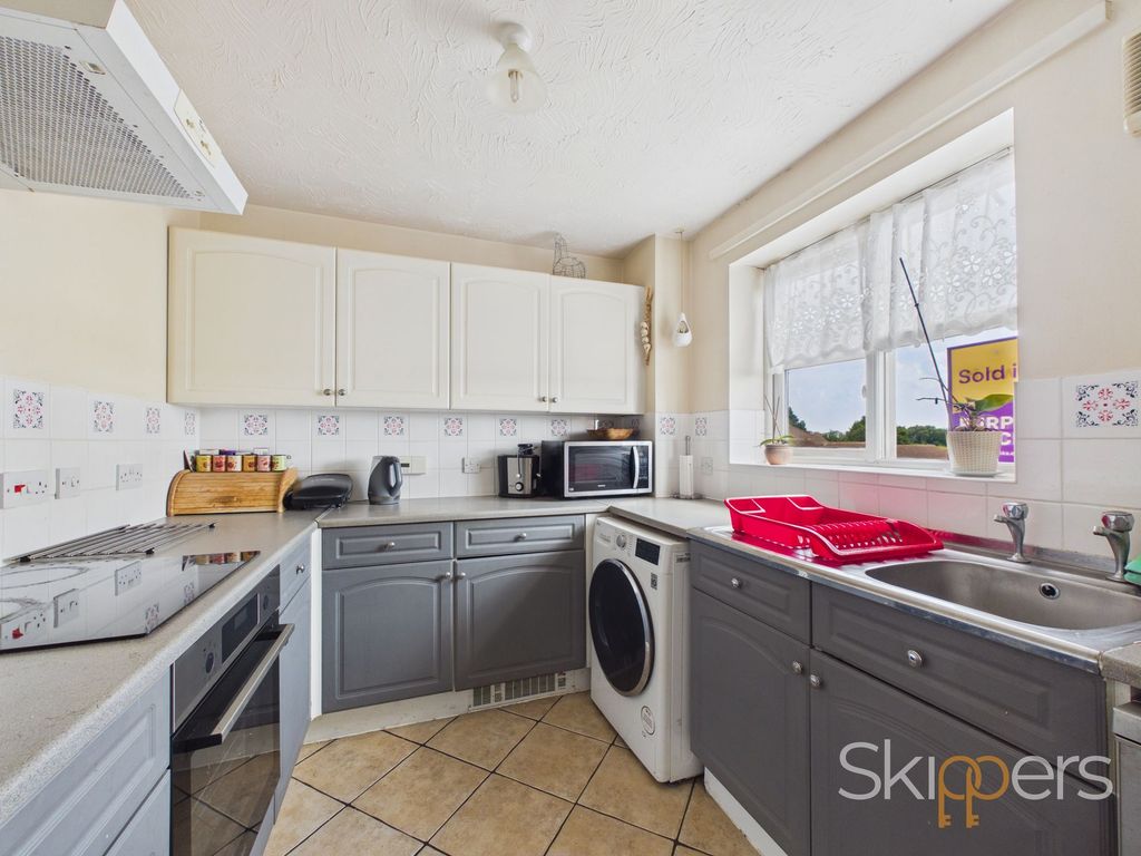 Property photo 3 of 9