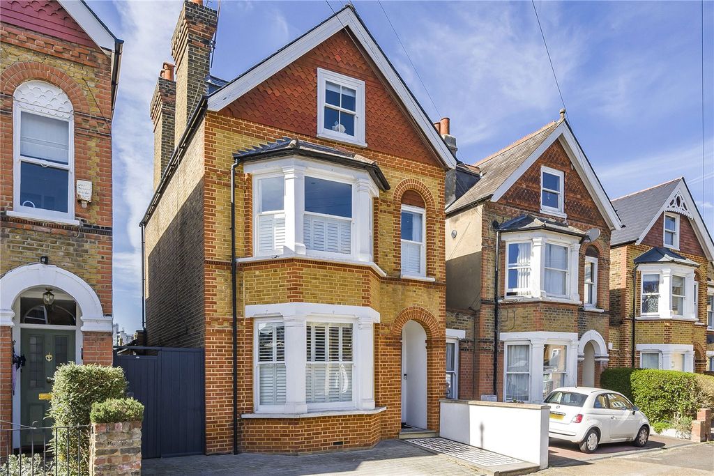 Property photo 1 of 17 Picture No. 01