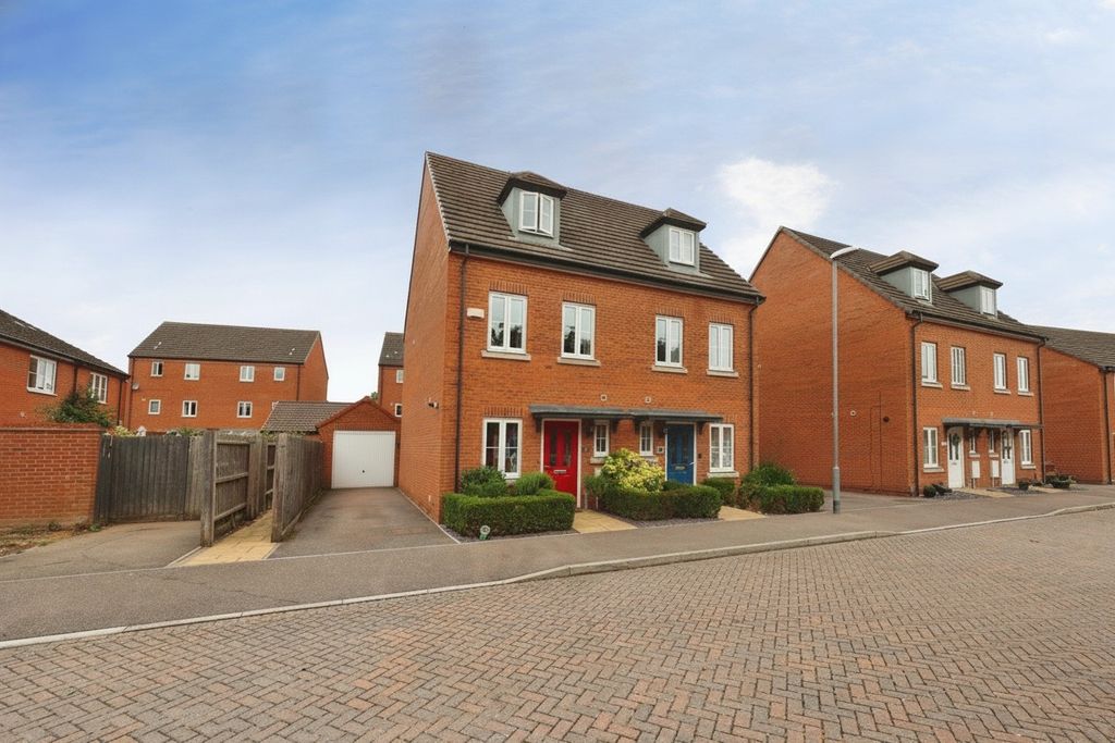 Property photo 1 of 23 5235110