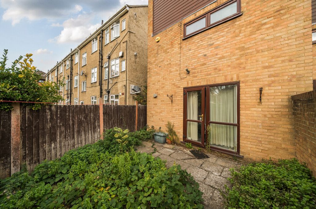 Property photo 3 of 4 Picture No. 02